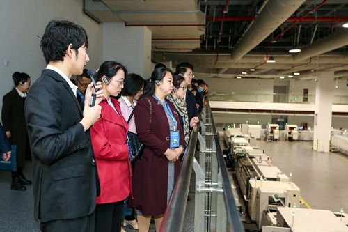甘肃省定西市加快科技创新推动高质量追赶发展专题培训班学员赴新华三集团观摩学习